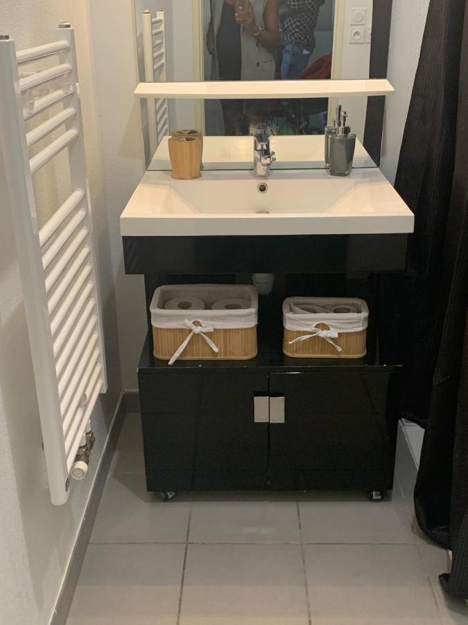 Appartement Lac Rose - Parking, Metro, Jusqu'A 4 Personnes Μασσαλία Εξωτερικό φωτογραφία